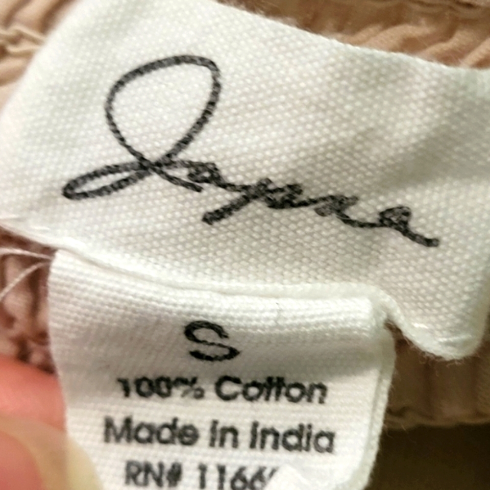 "Japna" Cream Color Crop Top W/Tie Front & Floral Emboidery (Size Small) - Picture 10 of 11